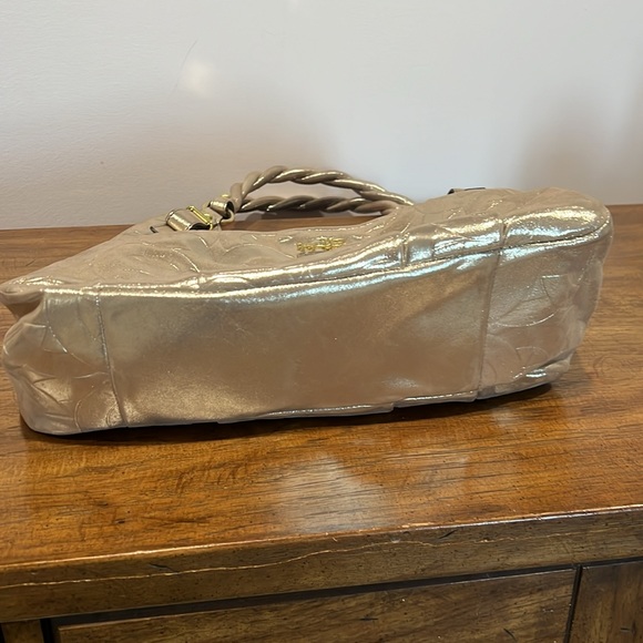 Light Gold Metallic Coach Purse - Picture 9 of 9